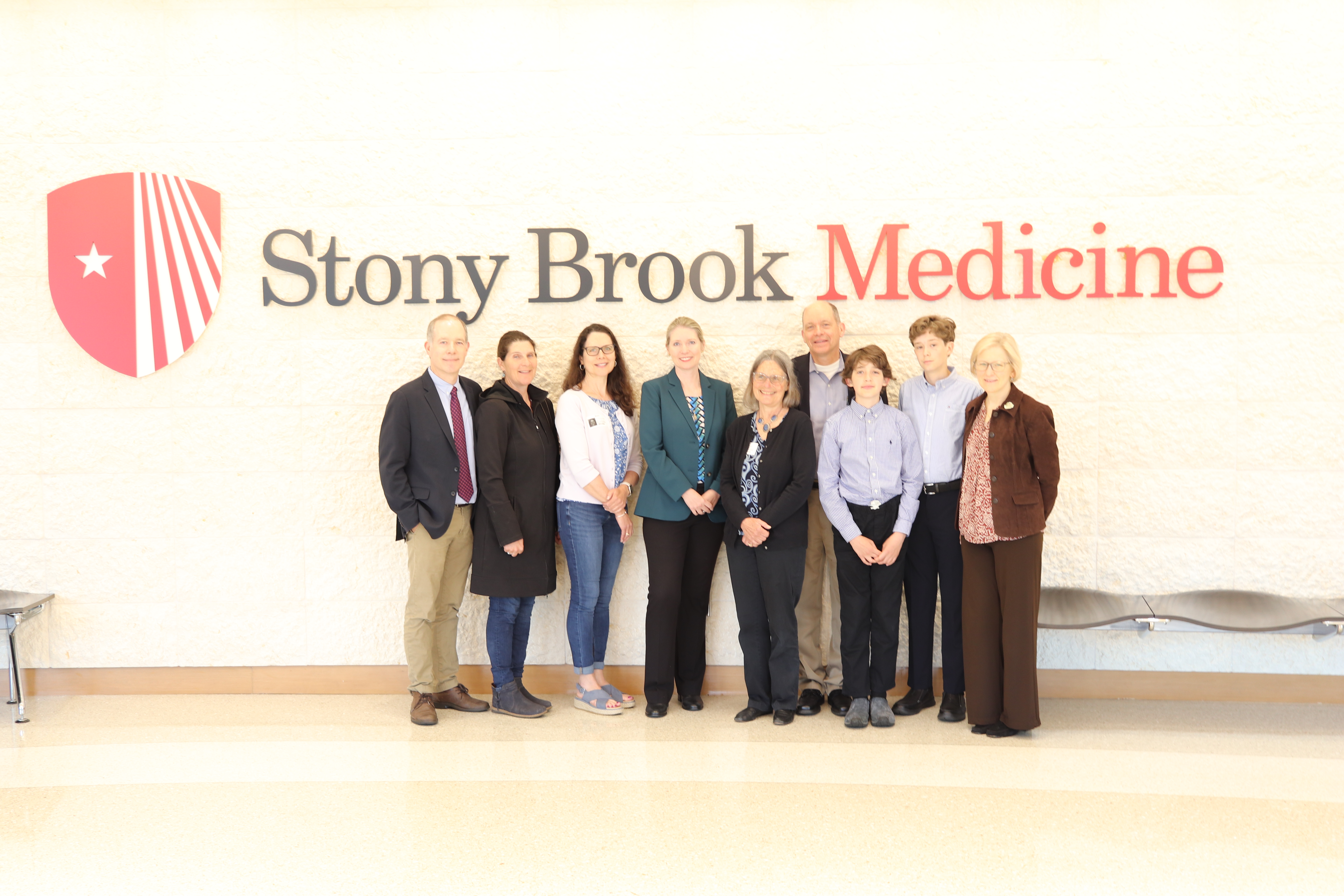 Priebe Family and Dr. Hunter Full Size
