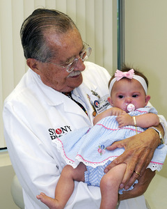 Dr. Cedric Priebe